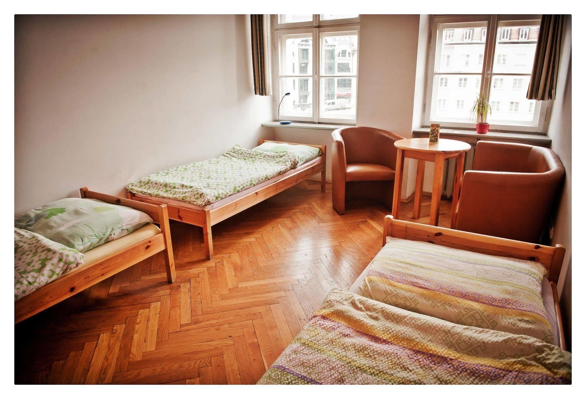 Hostel Bemma - Ozonowane Pokoje Wroclaw Luaran gambar