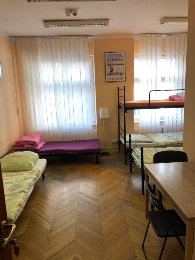 Hostel Bemma - Ozonowane Pokoje Wroclaw Luaran gambar
